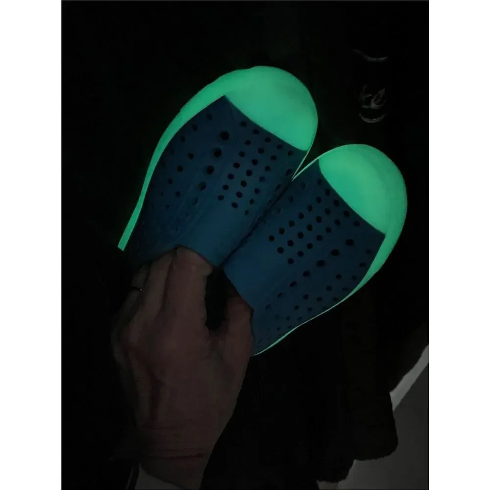 Native Jefferson Sugarlite Glow - Wave Blue / Glow Kids Water Shoes Size 9